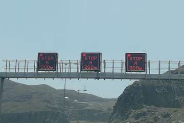 Una colisión de cinco vehículos en la GC-1, a la altura de Telde, causa importantes retenciones de tráfico/TA y Acfi Pres.